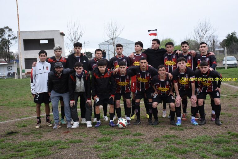 Fútbol la URD: El DEFE derrotó a Estrada 2×1 y obtuvo el Hexagonal