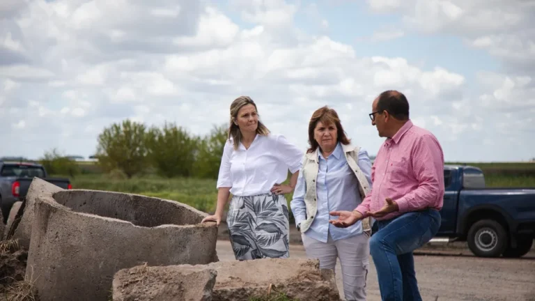 Bullrich recorrió zonas inundadas en la Provincia y confirmó asistencia de $1.900 millones