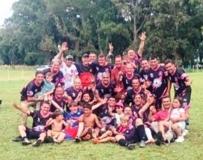 Fútbol de Veteranos: La Pinotea campeón