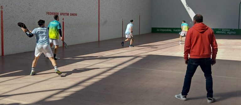 Presencia de Caló-Candal: Se juega la 13 copa Ciudad de Ramallo 2025 de Pelota a Paleta