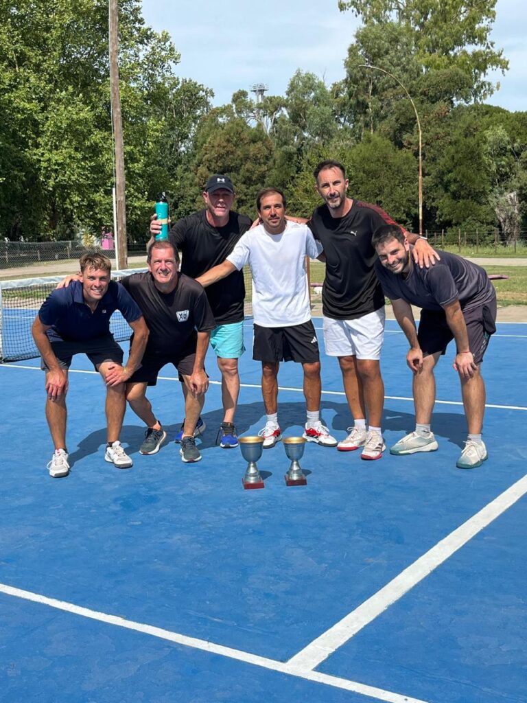 Tenis en el Tiro: Altube-Giangeobbe-Echevarría formaron el mejor equipo