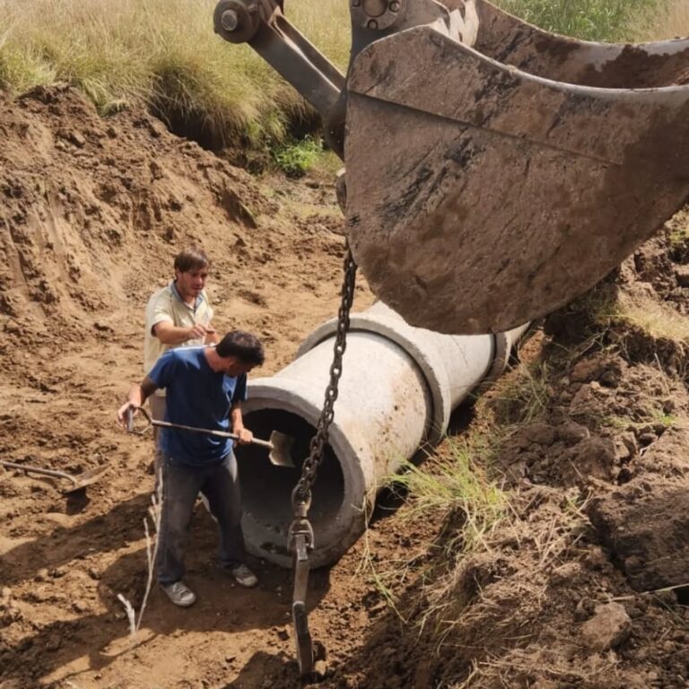 𝐌𝐚𝐧𝐭𝐞𝐧𝐢𝐦𝐢𝐞𝐧𝐭𝐨 𝐞𝐧 𝐜𝐚𝐦𝐢𝐧𝐨𝐬 𝐫𝐮𝐫𝐚𝐥𝐞𝐬