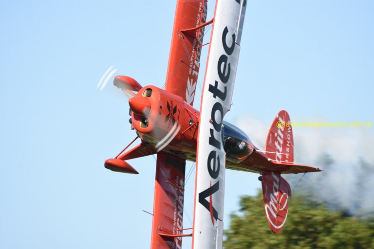 Gráficas del Rauch Vuela 2026: Se desarrolló un extraordinario festival aéreo