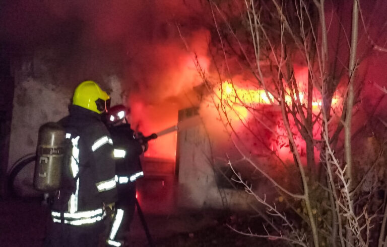 Incendio de dimensiones en una casa del sector rural sobre ruta 29