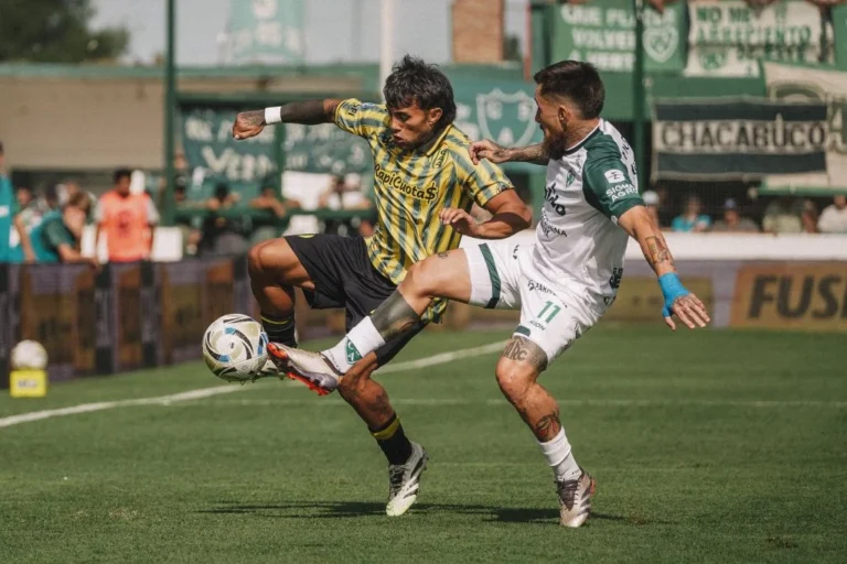 Aldosivi con De La Vega entre los relevos no quiere despedirse sin una alegría