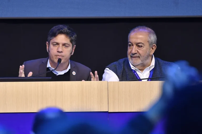 Axel Kicillof en modo campaña: «Vamos a hablar con todo el mundo» y «a Milei le queda poco»
