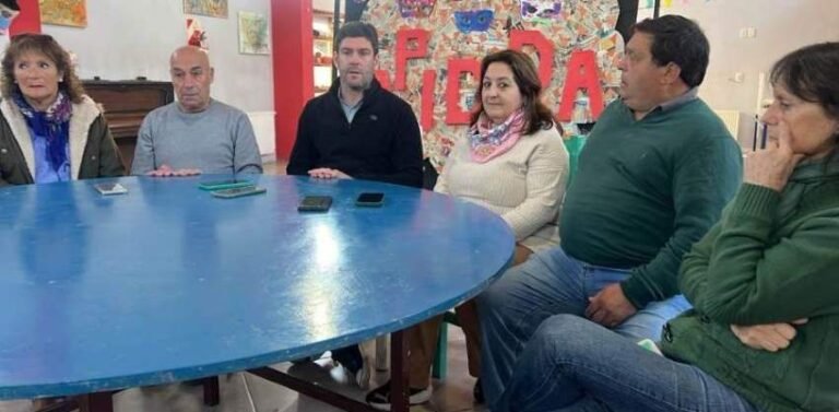 Se realiza una cena Show en beneficio de APIDDA