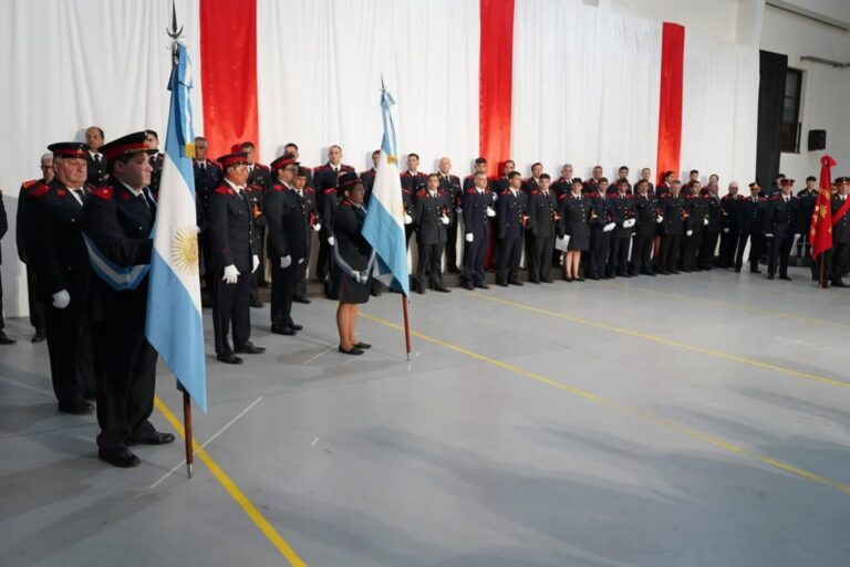 Acto oficial por el día del Bombero
