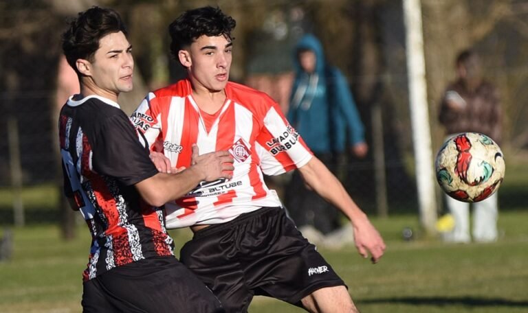 Fútbol de la URD: Empates y derrota para los equipos locales