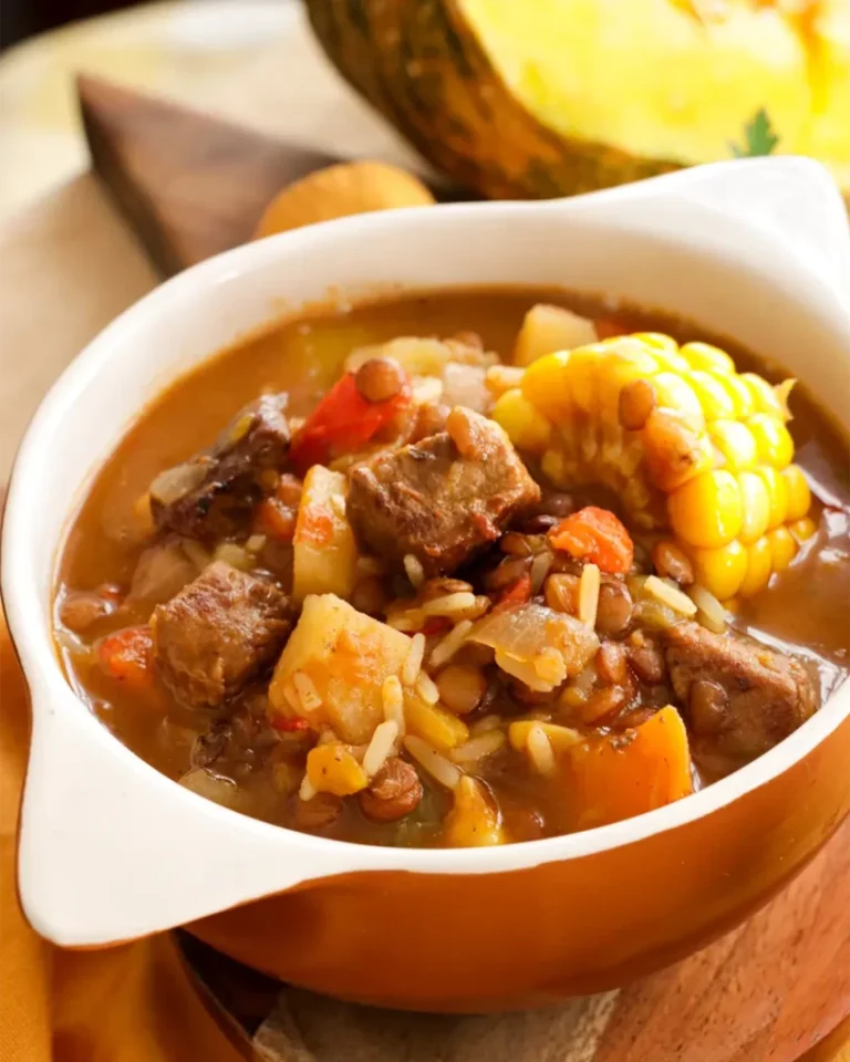 Menú bonaerense para pasar el invierno: guiso carrero y carbonada