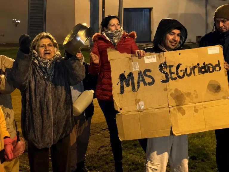 Realizaron un cacerolazo por la inseguridad en muchos barrios de Mar del Plata