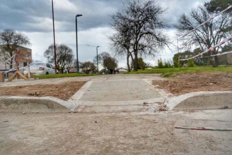 Readecuación y construcción de rampas de accesibilidad